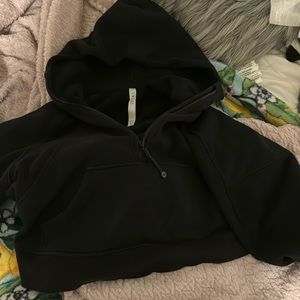 Lululemon cropped scuba